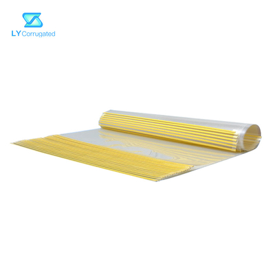 Vista a máquina de impressão de Flexo da resistência parte o material transparente do ANIMAL DE ESTIMAÇÃO da tira do filme